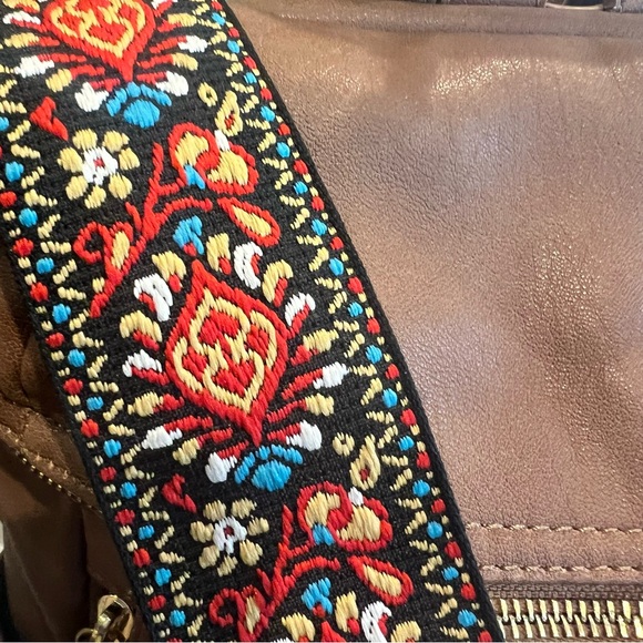 Antik Kraft Brown Two-Way Bag Backpack/Shoulder with Embroidered Strap - Picture 4 of 13